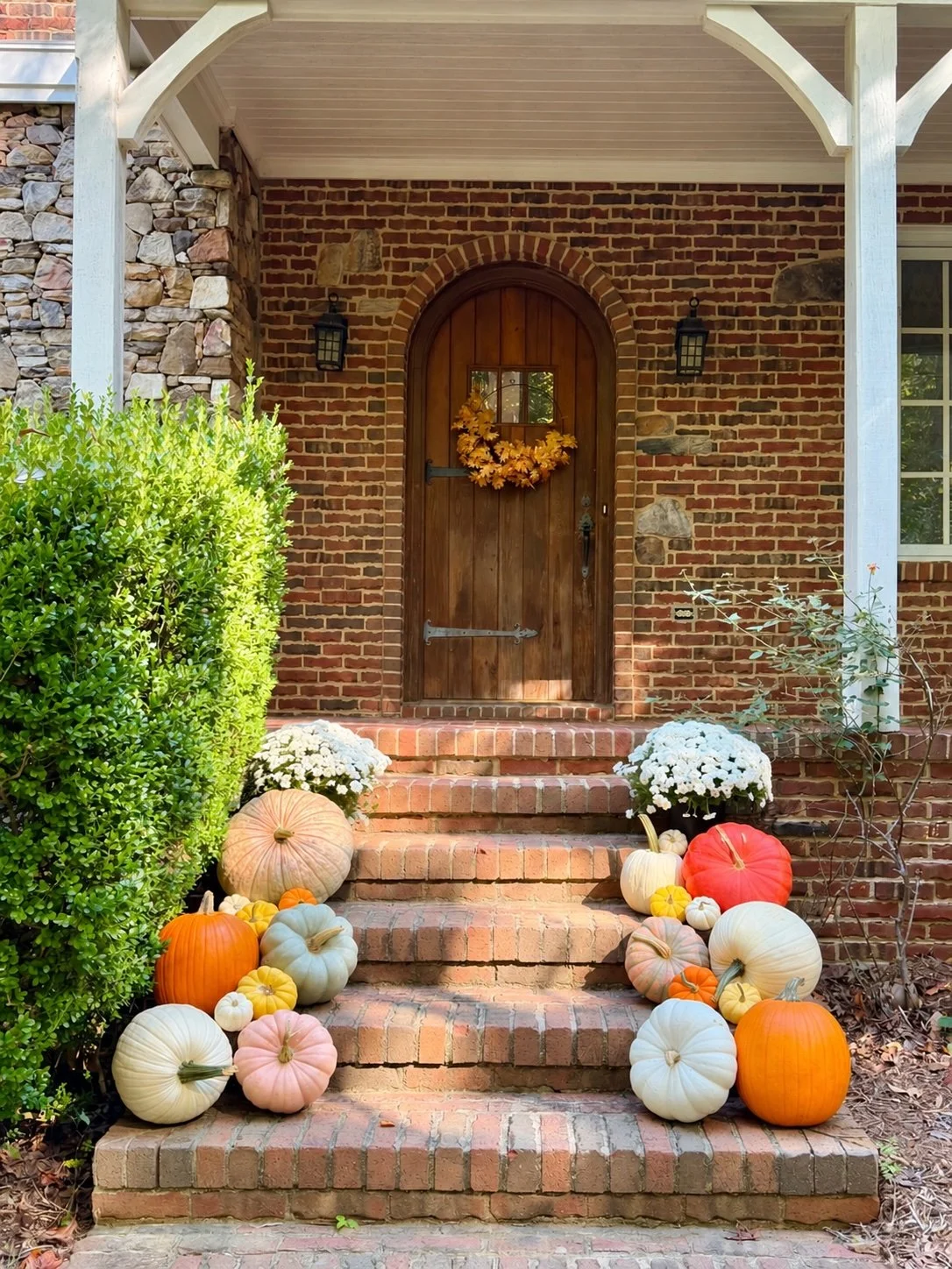 Design, Delivery & Installation of Fall Display 1