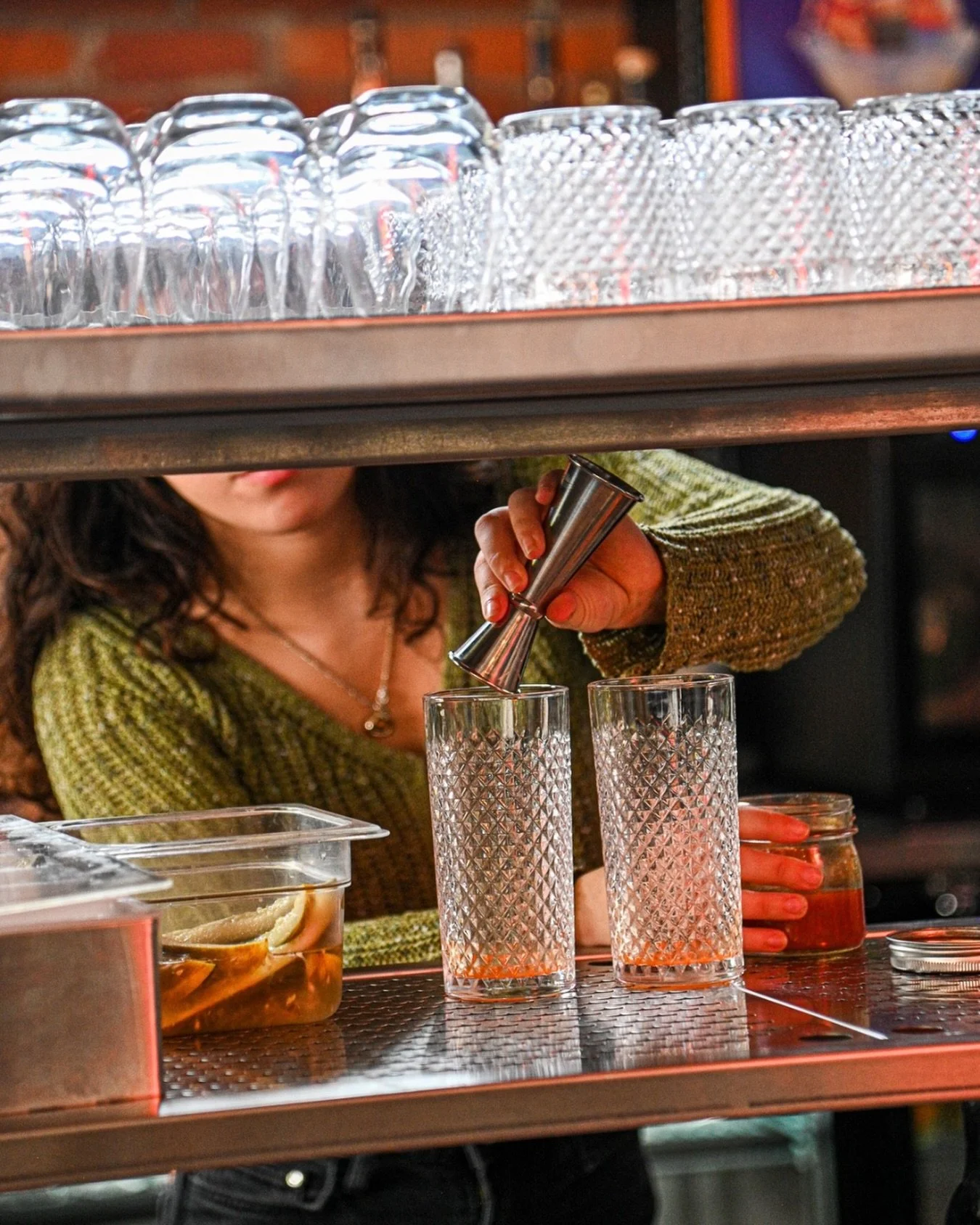 It&rsquo;s the details for us 🍸✨

A little this, a little that&hellip; and suddenly your drink is something you won&rsquo;t forget.
Crafted, not rushed and always worth it.

Come see what we&rsquo;re mixing up tonight 👀
We are open from 9am - 3pm! 