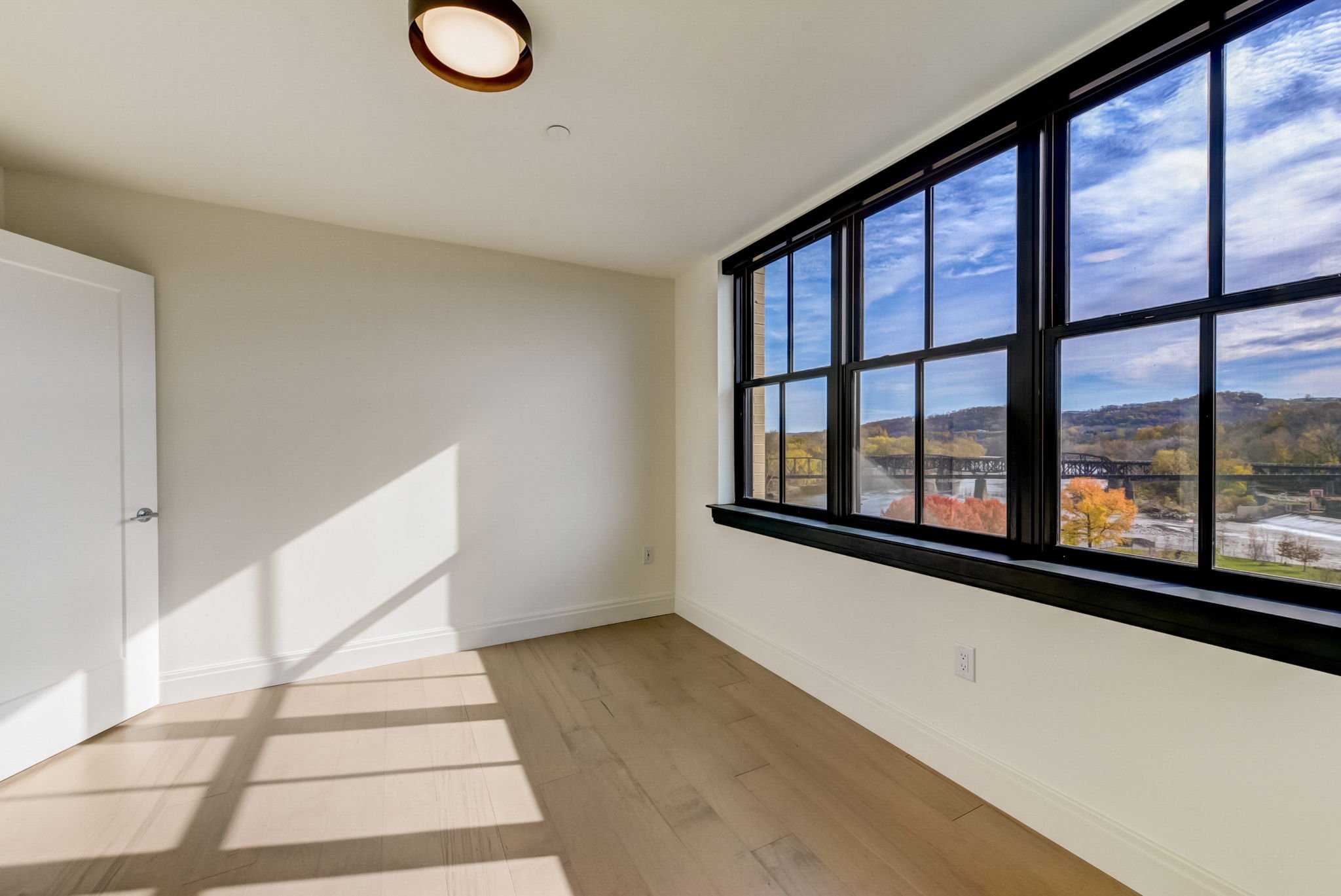 20-web-or-mls-Northampton-St-020.jpg