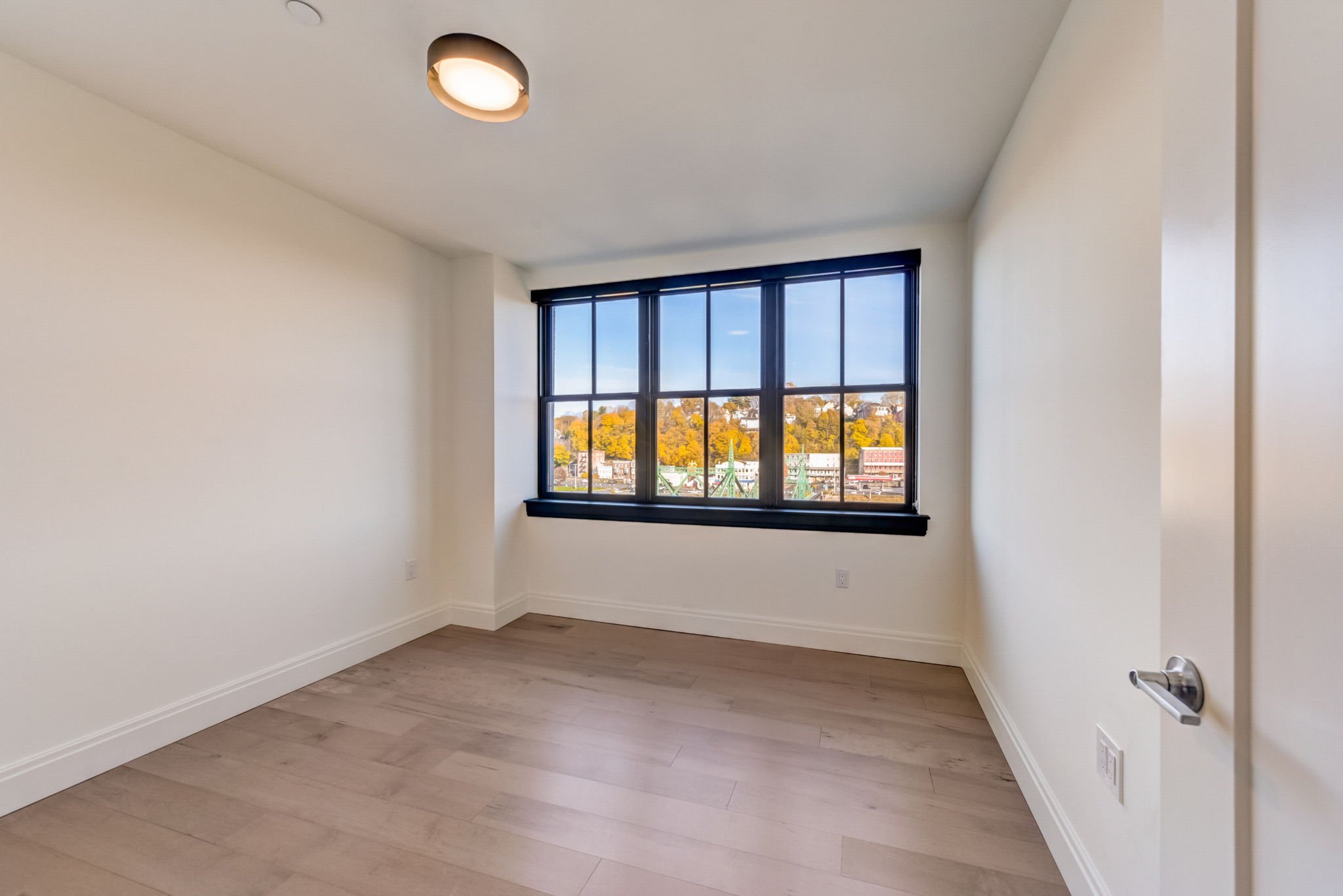 35-web-or-mls-Northampton-St-035.jpg