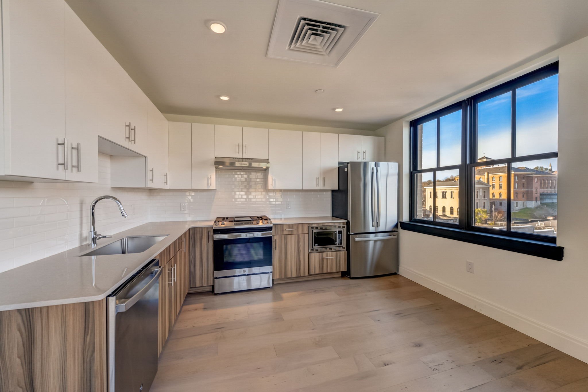 16-web-or-mls-Northampton-St-016.jpg