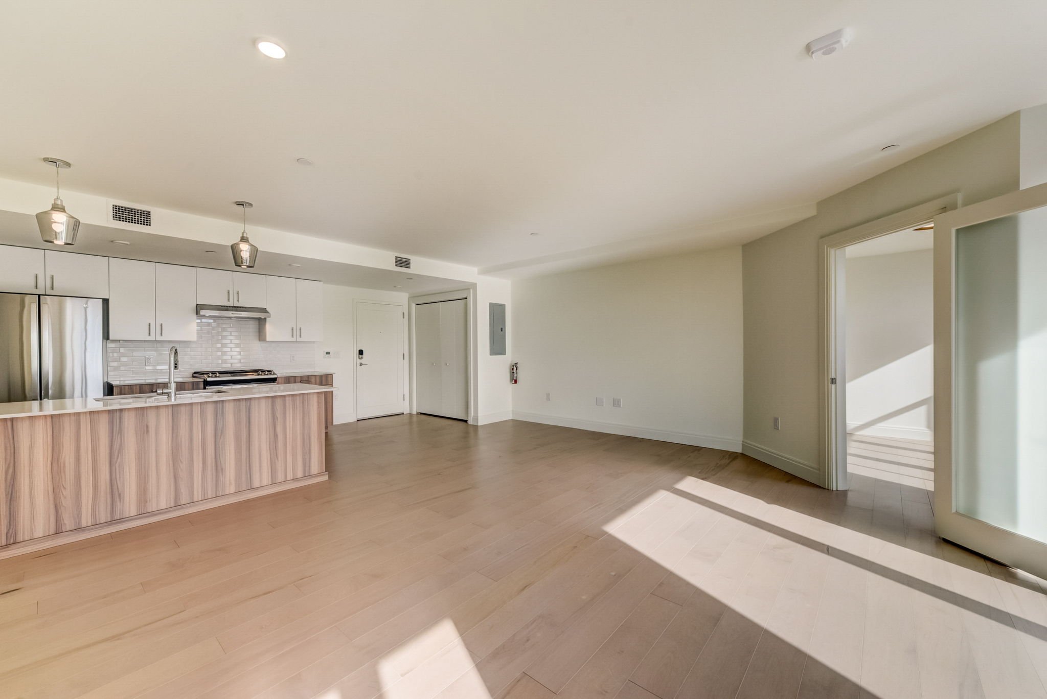 5-web-or-mls-Northampton-St-005.jpg