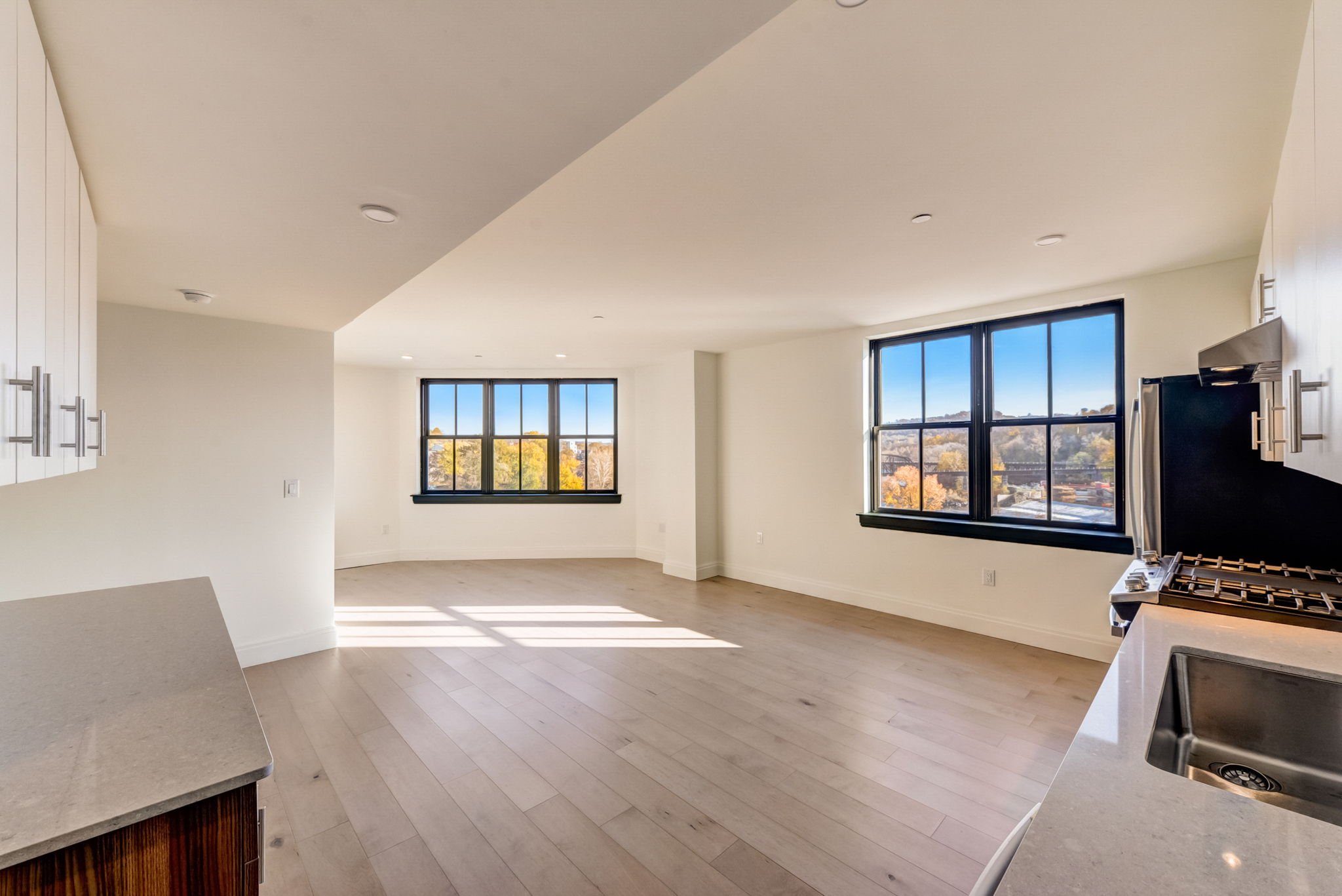 15-web-or-mls-Northampton-St-015.jpg