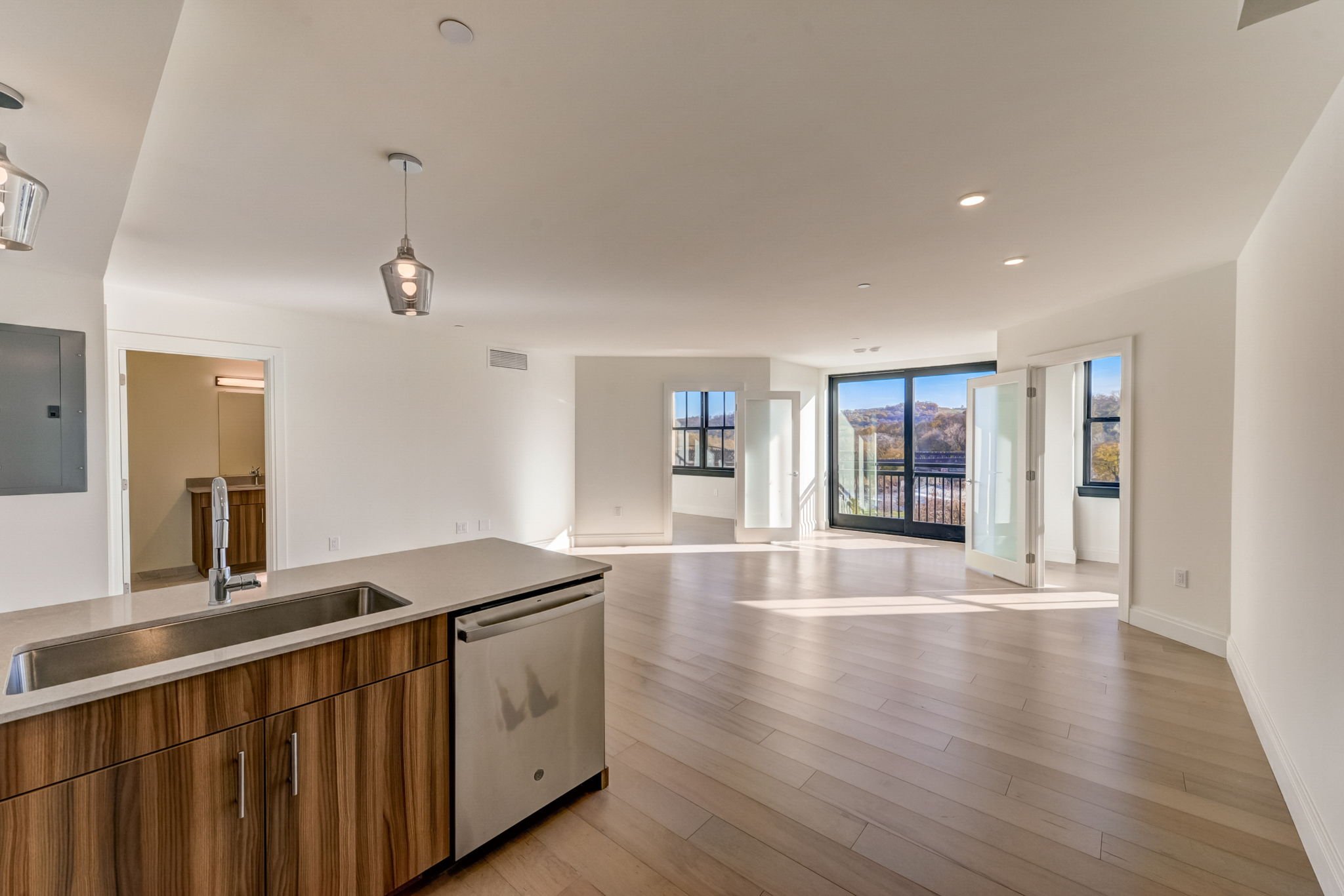 10-web-or-mls-Northampton-St-010.jpg
