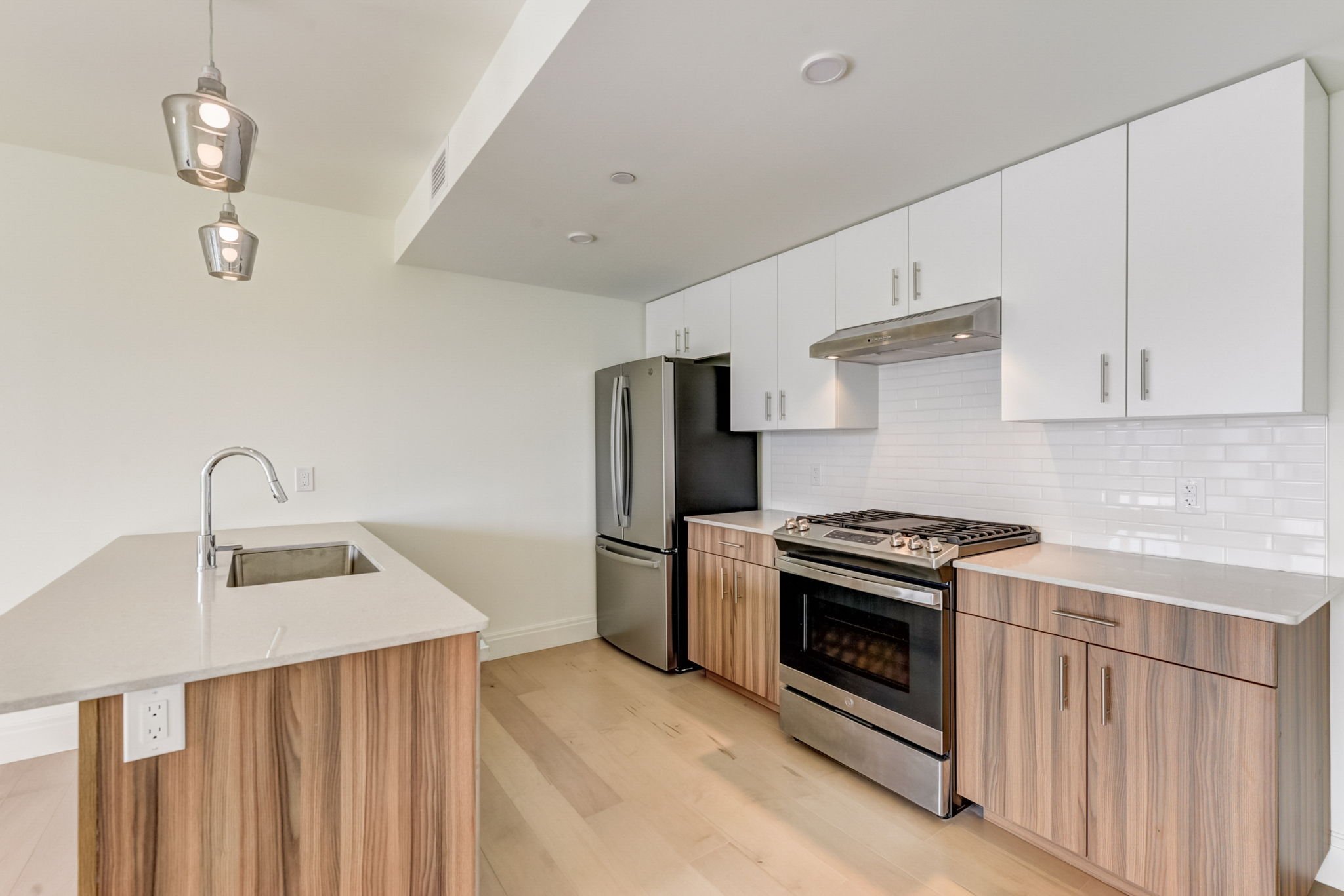 11-web-or-mls-Northampton-St-011.jpg