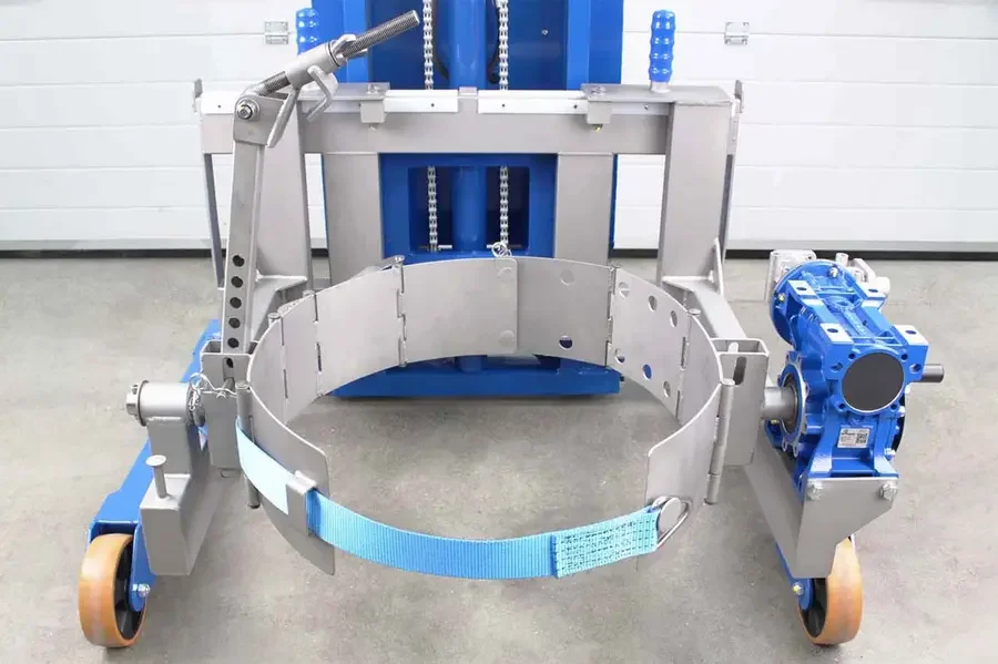 detail of band used to hold drums