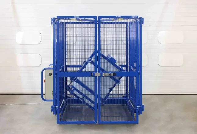 Jerry Can Mixer holds 8 Jerrycans