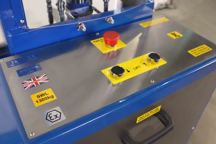 Control panel with Pneumatic buttons