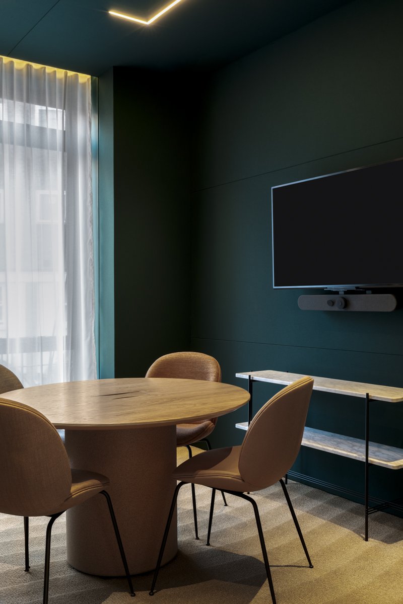 Consider64 - VenaGlass - Office Curator Photography - SMALL-1.jpg