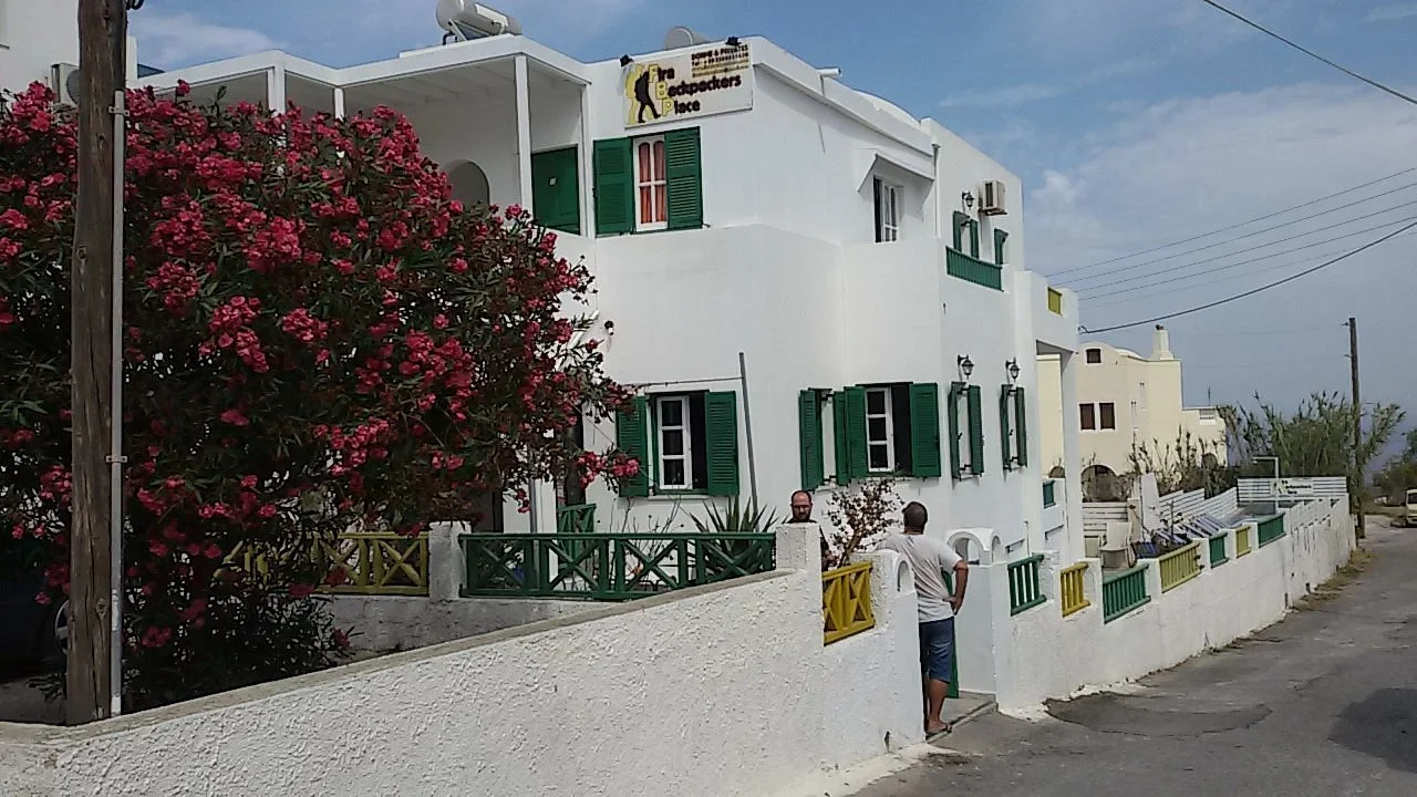 Fira Backpackers Place: Santorini, Greece