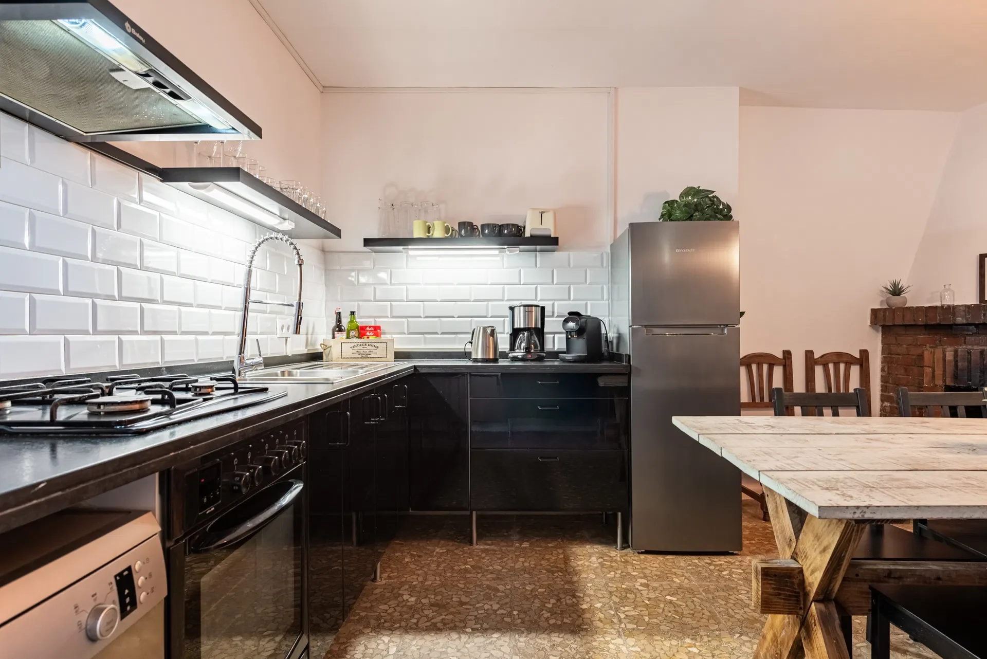 web-calle-azucena-5-townhouse-gokstudio-13.webp