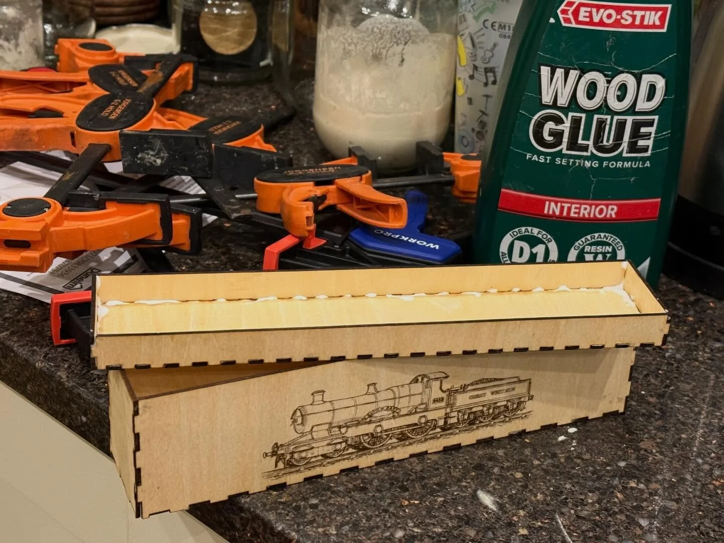 The second hand box-less eBay bargain loco now has a box.