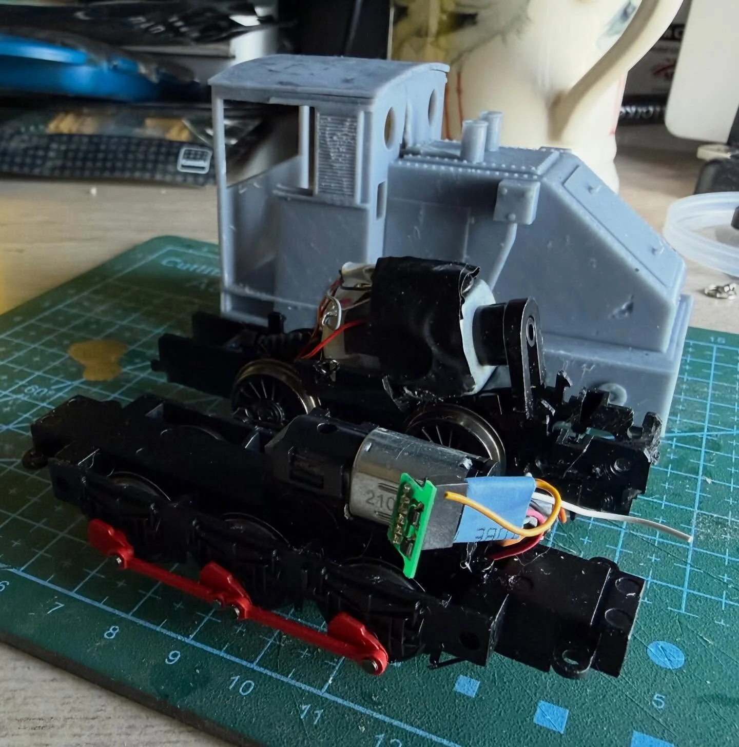 I did most of the leg work on this months ago.
It&rsquo;s a scaled up version of an 009 version of the Kerr Stuart 4415, that&rsquo;s freely available on Thingiverse.
I&rsquo;d originally planned to pop a Hornby Railroad 0-4-0 chassis under it but al