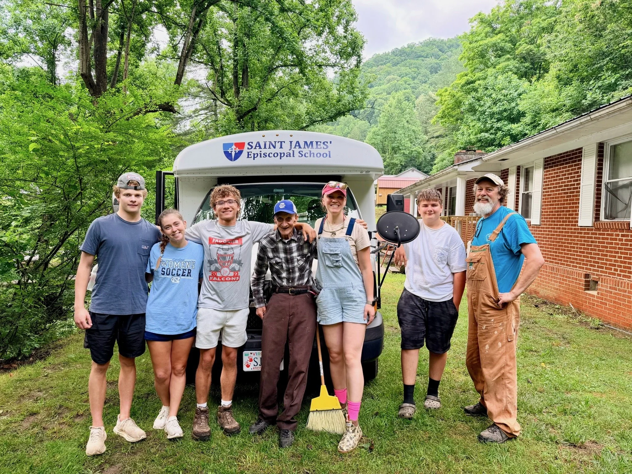 2026-youth mission trip-Hurley - 285.jpeg
