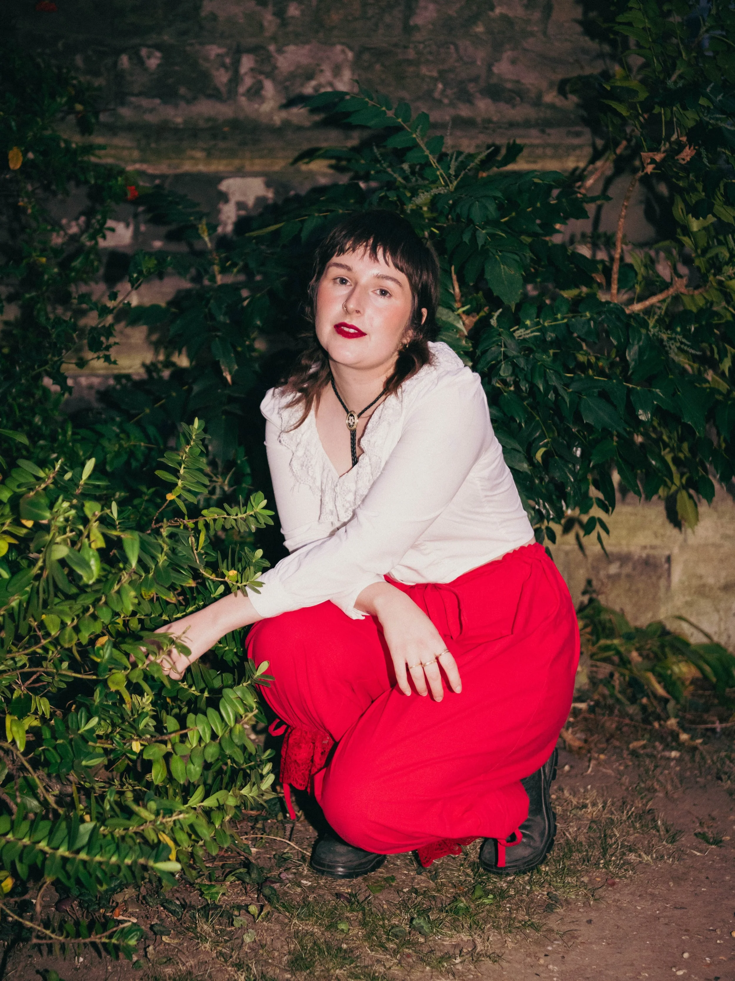 Hailing from Cornwall, Essy Sparrow is an indie-folk pop artist whose melodies are as sharp as her wit, known for her poignant storytelling and quick humour that feels both deeply personal and heartbreakingly relatable. Her debut EP &lsquo;Still Upse