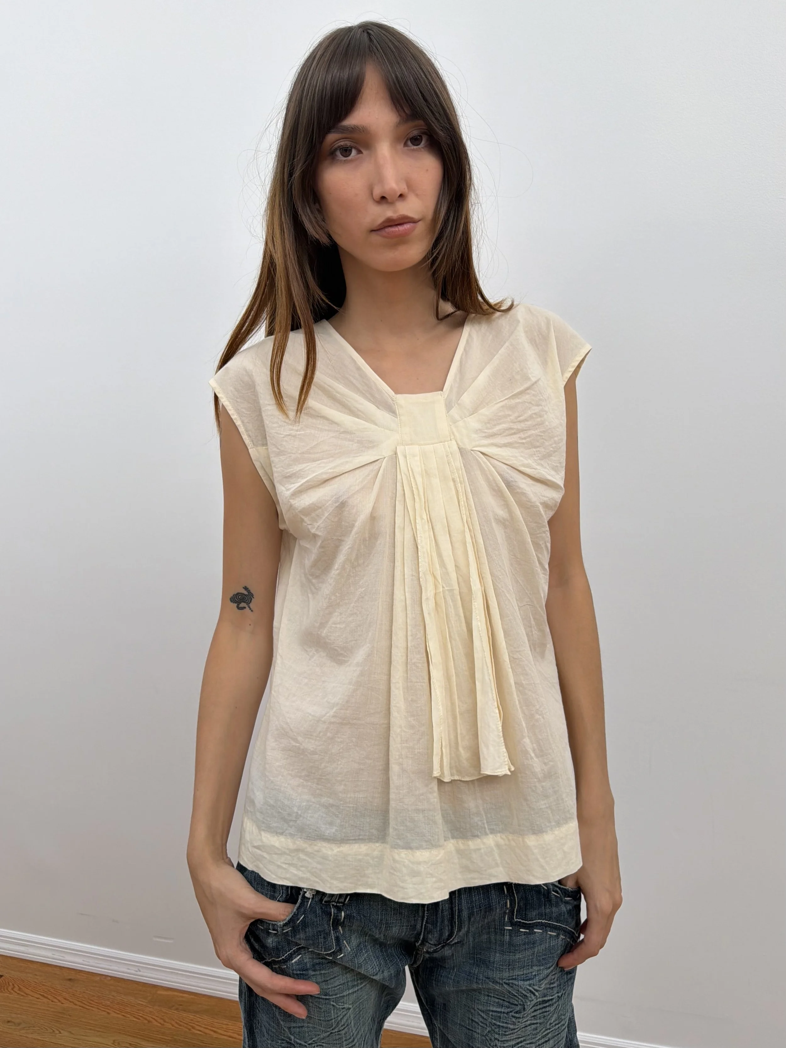 Cream Bow Top