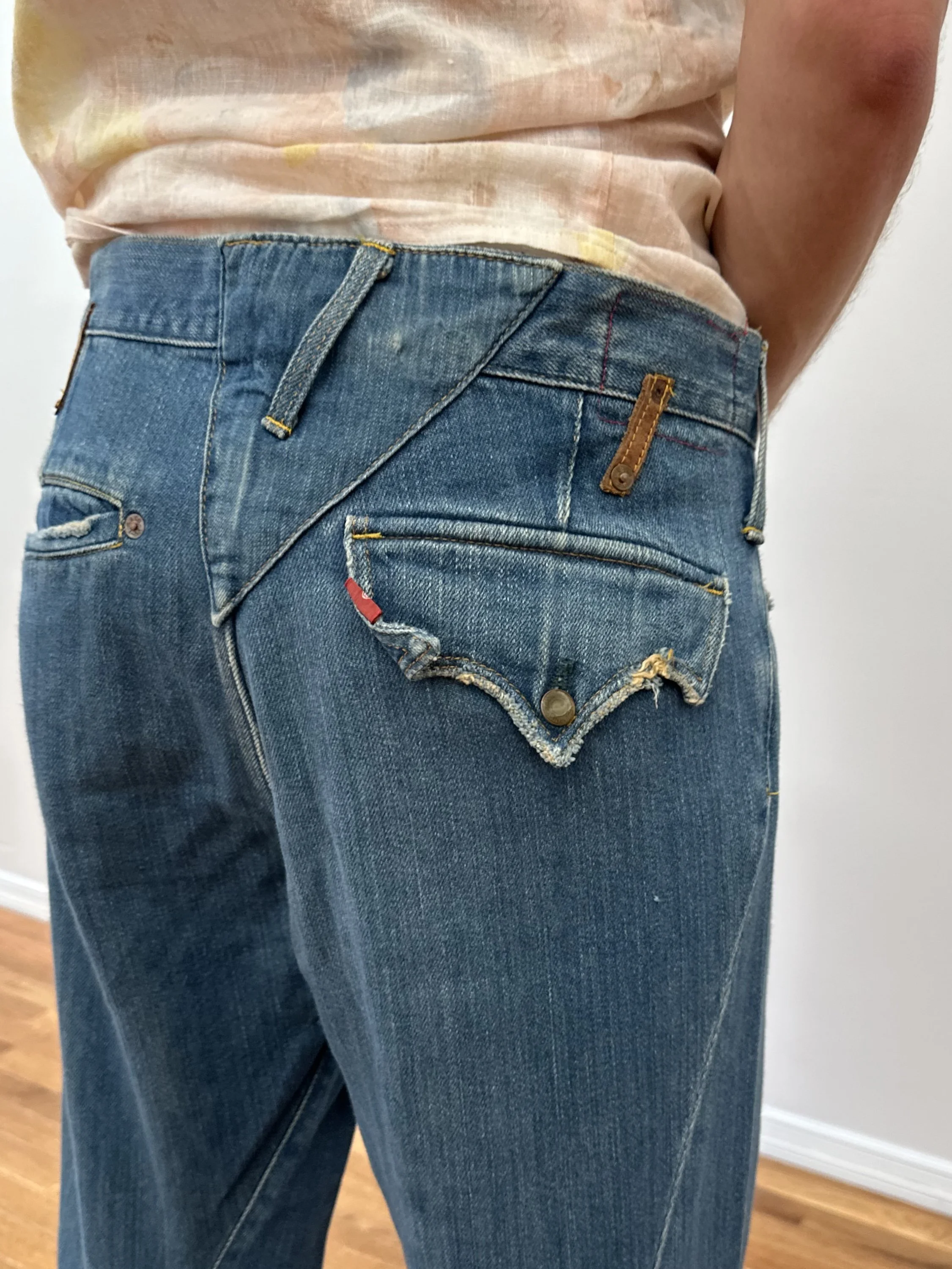 Levis