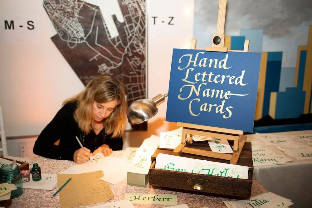 2018_12_08_surveymonkeyshoot_julia_189 (1).jpg