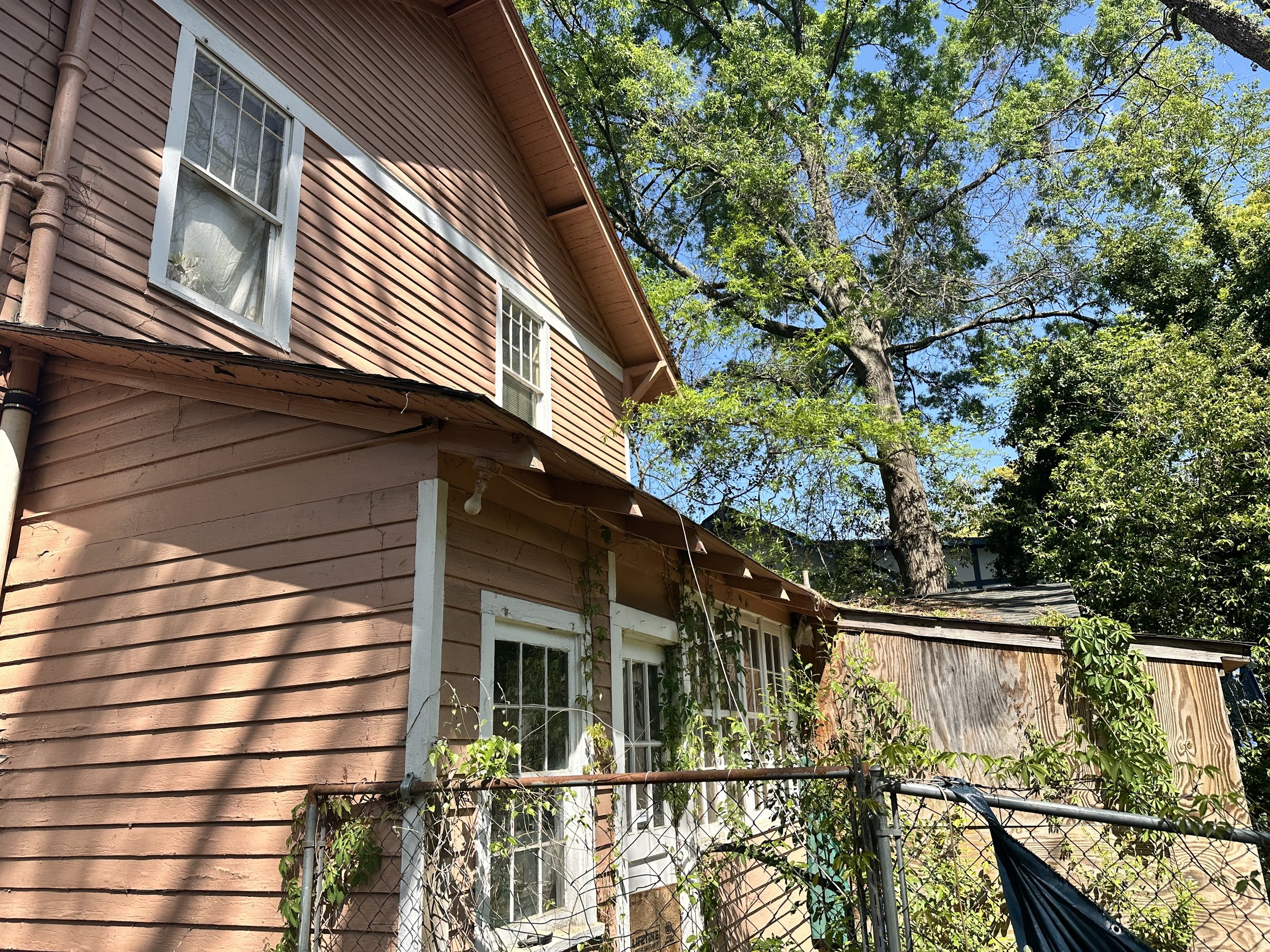722 Heidt House