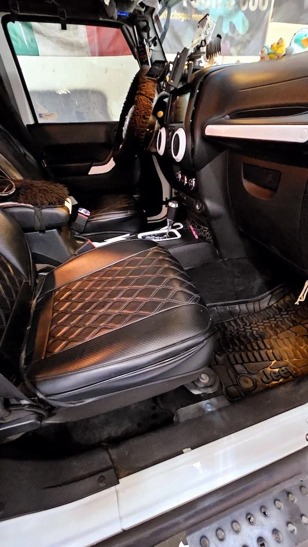gallery - gottschs goo jeep interior.jpg
