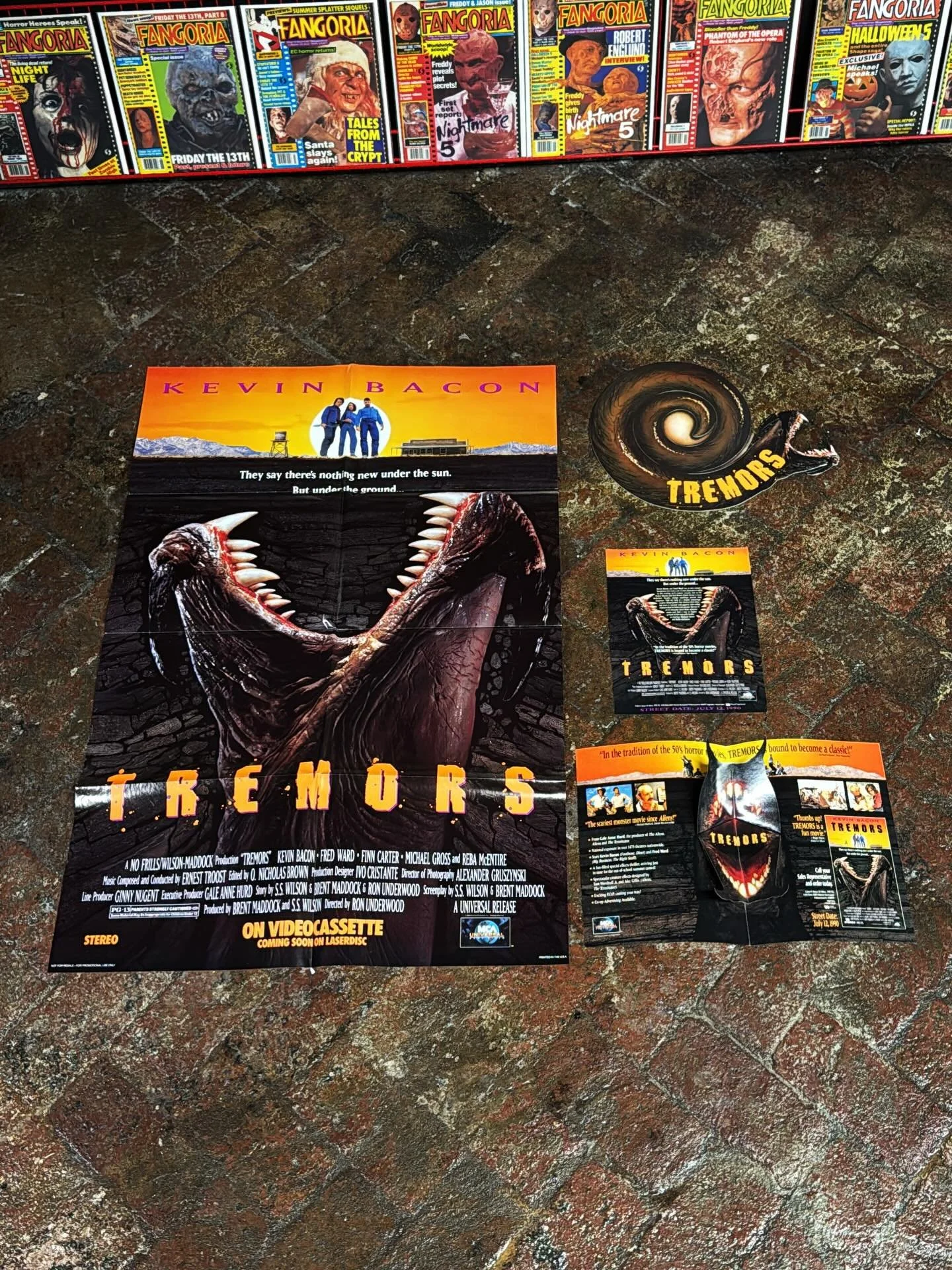 Tremors is one of those movies that whenever it came on Tav and wherever it was in the movie, I always watched it. It has stood the test of time and was peak Kevin Bacon. Very excited to add this complete Video Store Promo Kit to the museum. Graboids