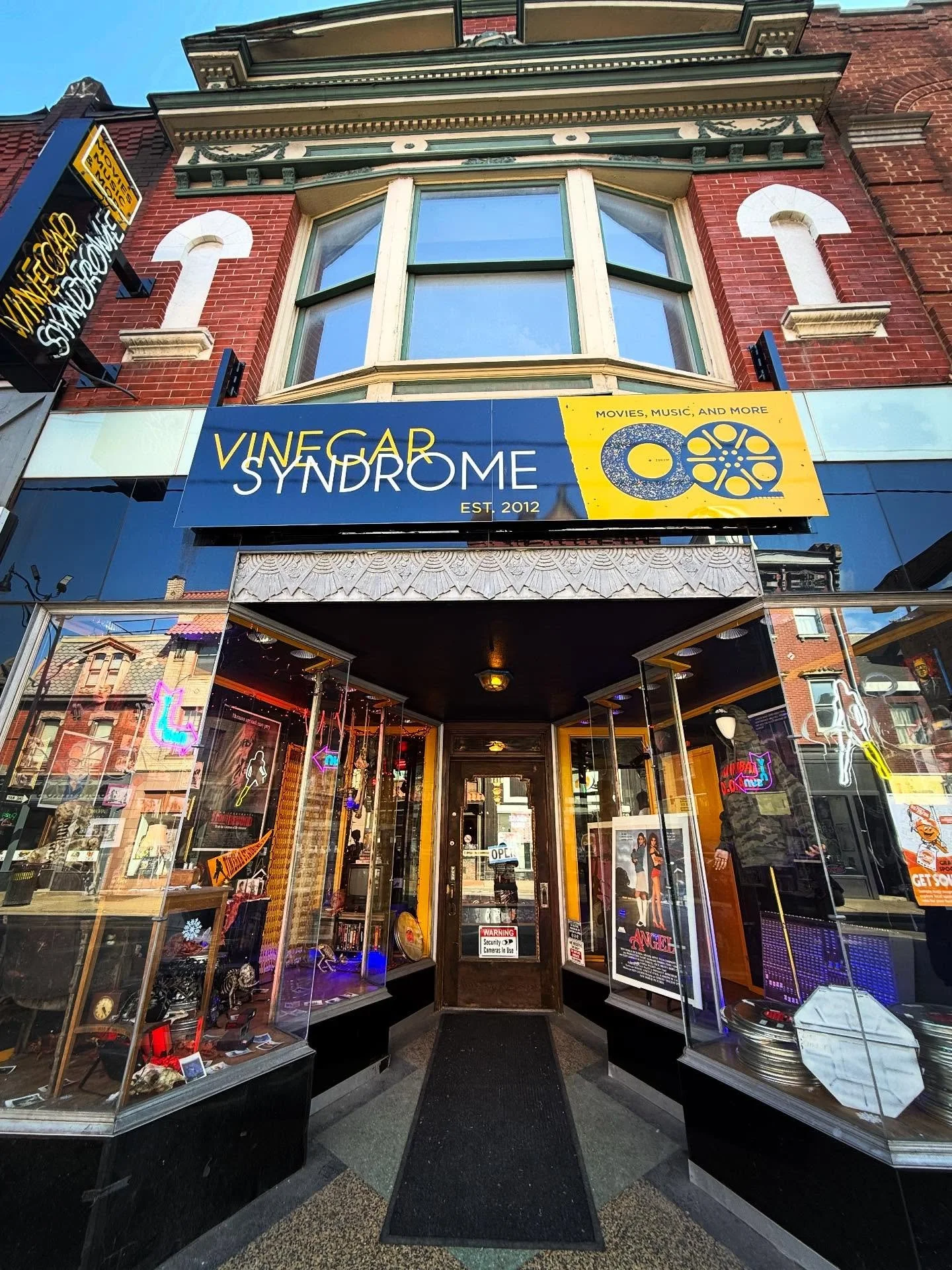 Pittsburgh was home for my college years and it&rsquo;s so nice to be back in town for the weekend. Stoked to finally visit Vinegar Syndrome here in the Southside with @gdsnwrx and @jellybea57 Such an awesome shop and friendly staff. Got to chat with