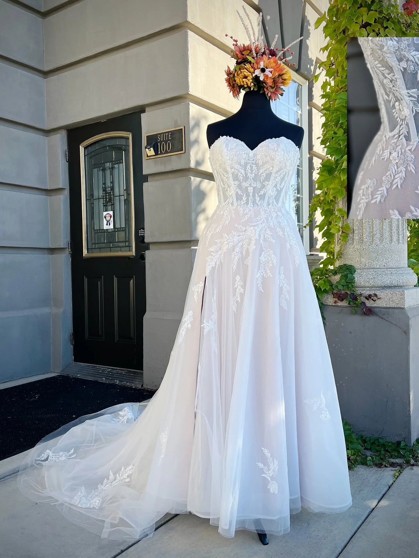 Another beautiful Monday for another @maggiesotterodesigns dress feature! ☀️ 👏🏻 

The ✨Victoria✨ gown is perfect for the bride who loves intricate details, a timeless sweetheart neckline, and a classic tulle skirt! 😍

Try her on today when you res