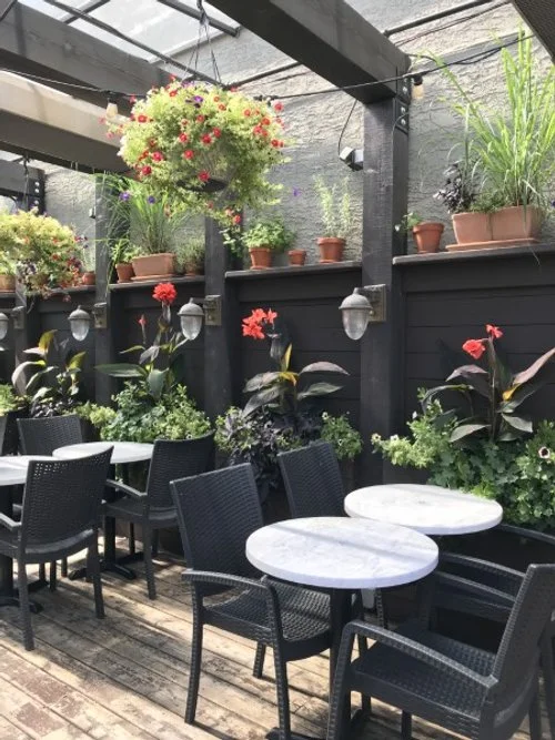 calgary-alberta-gardener (32).jpeg