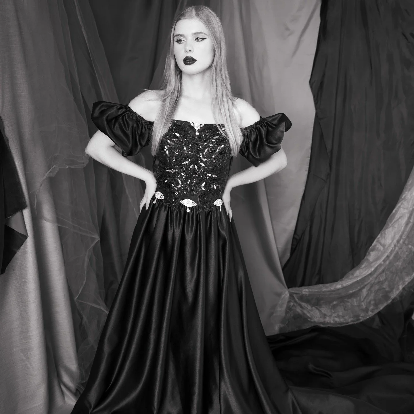 My first shoot with this absolutely incredibly talented young woman, @charlotemodel on an event day with the fabulous team @studioluminescence with phenomenal makeup mastery provided by @lisavetamua Thank you to all involved today, it was just the pi