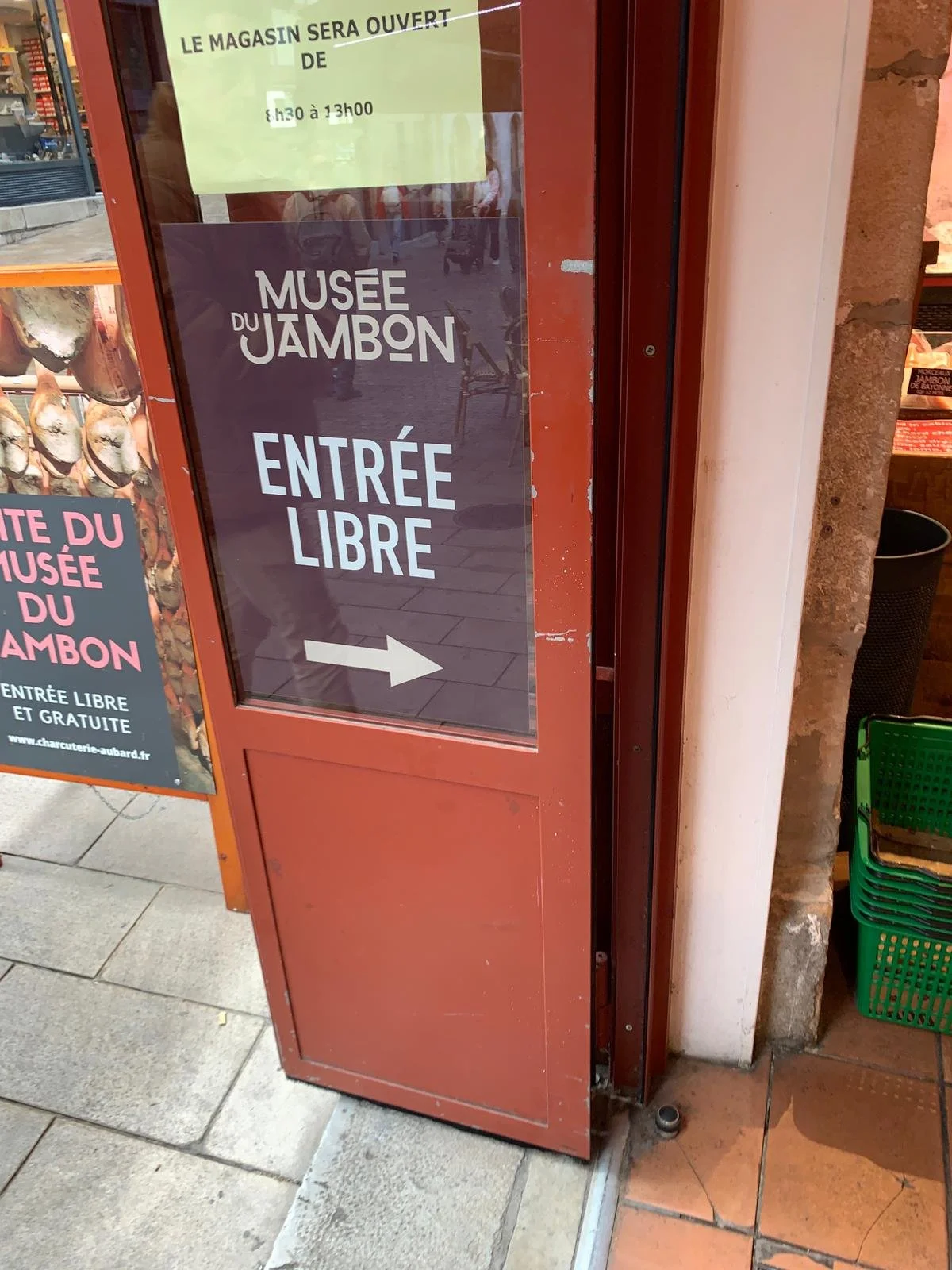 WhatsApp Image 2025-11-16 at 17.19.02 (2).jpeg