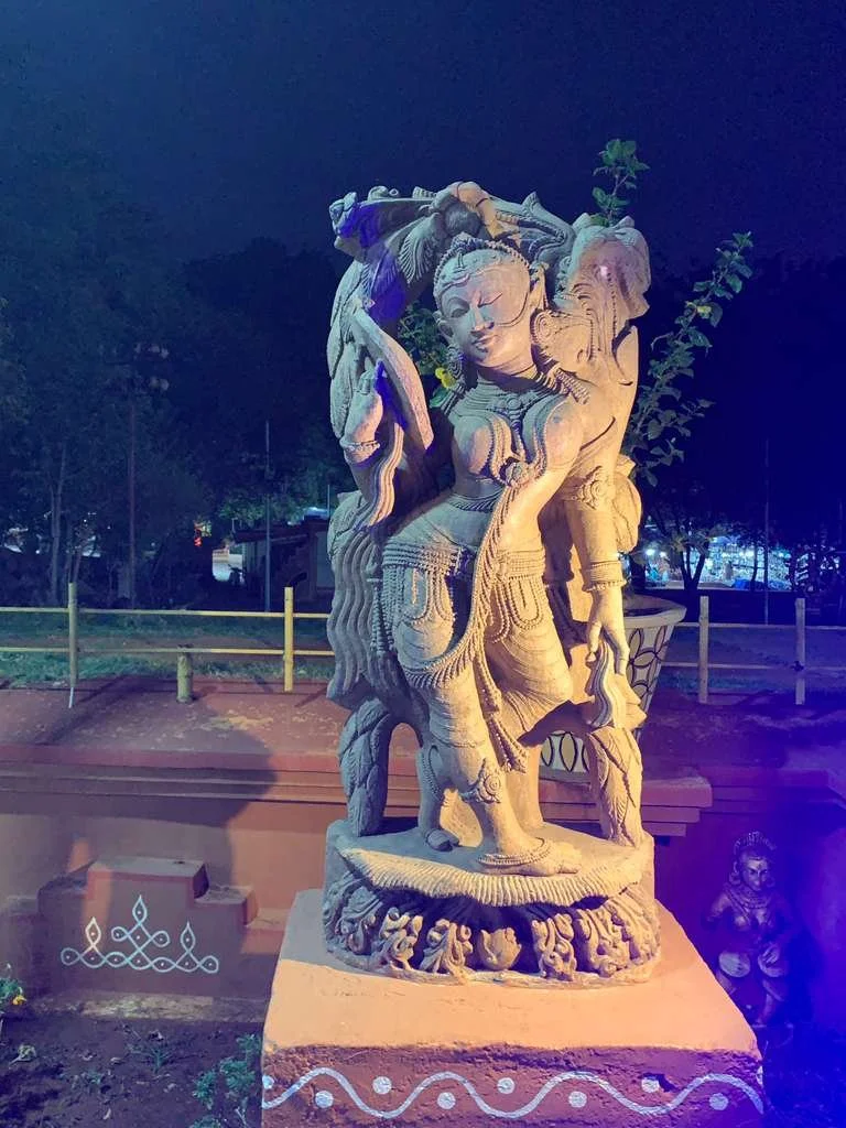 Hindu Statue.jpeg