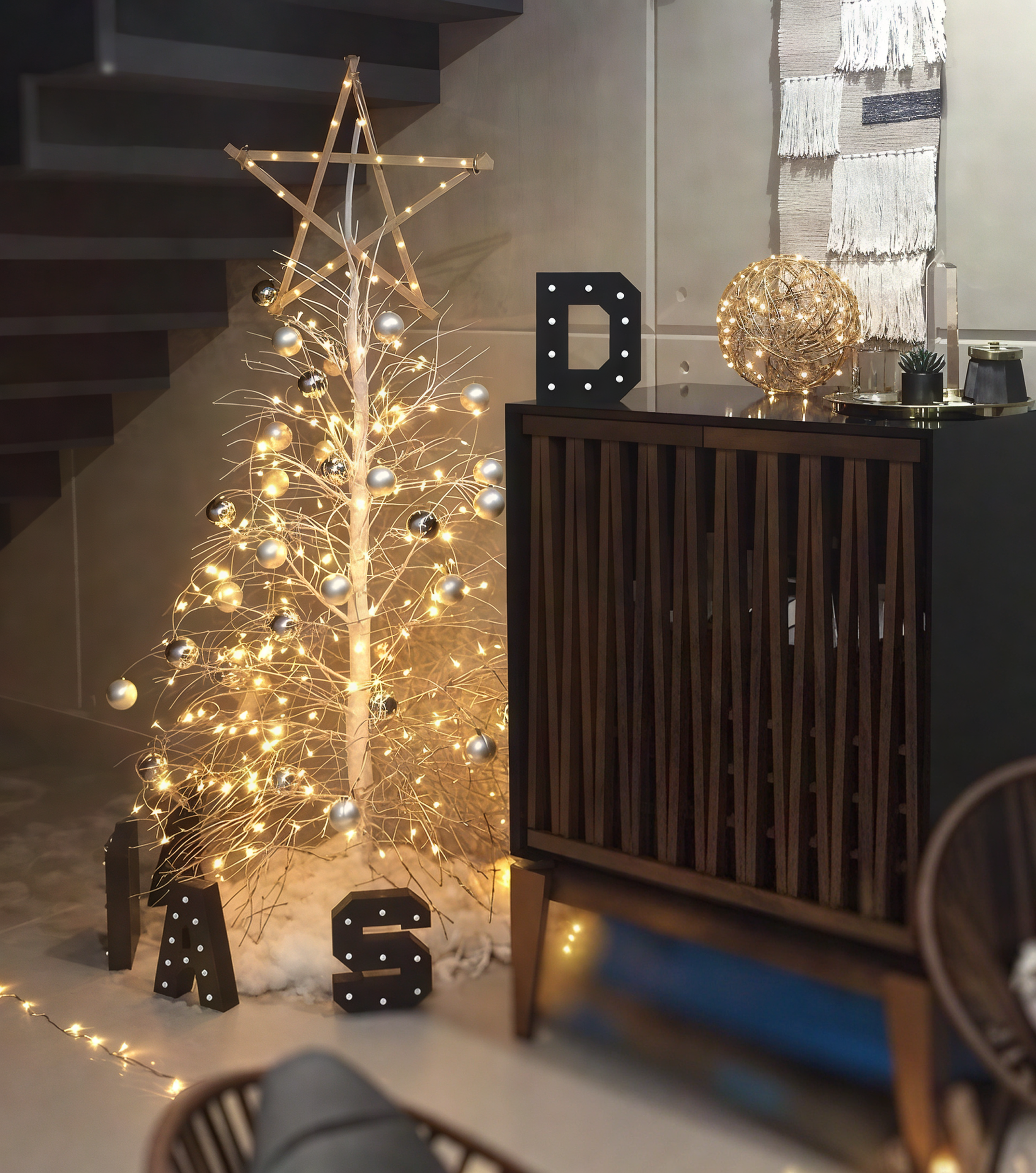 Modern christmas tree_GE1.png