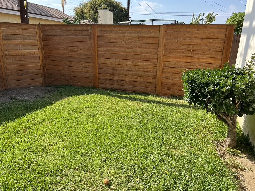 8312 Devenir Ave 03.jpeg