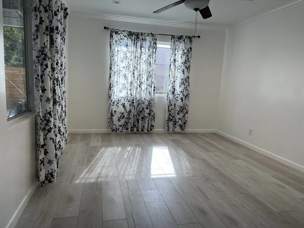 8312 Devenir Ave 11.jpeg