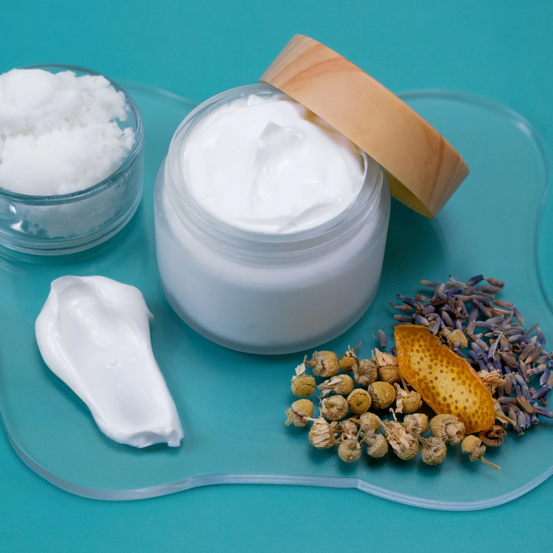 Suraya Glow Moiturizer