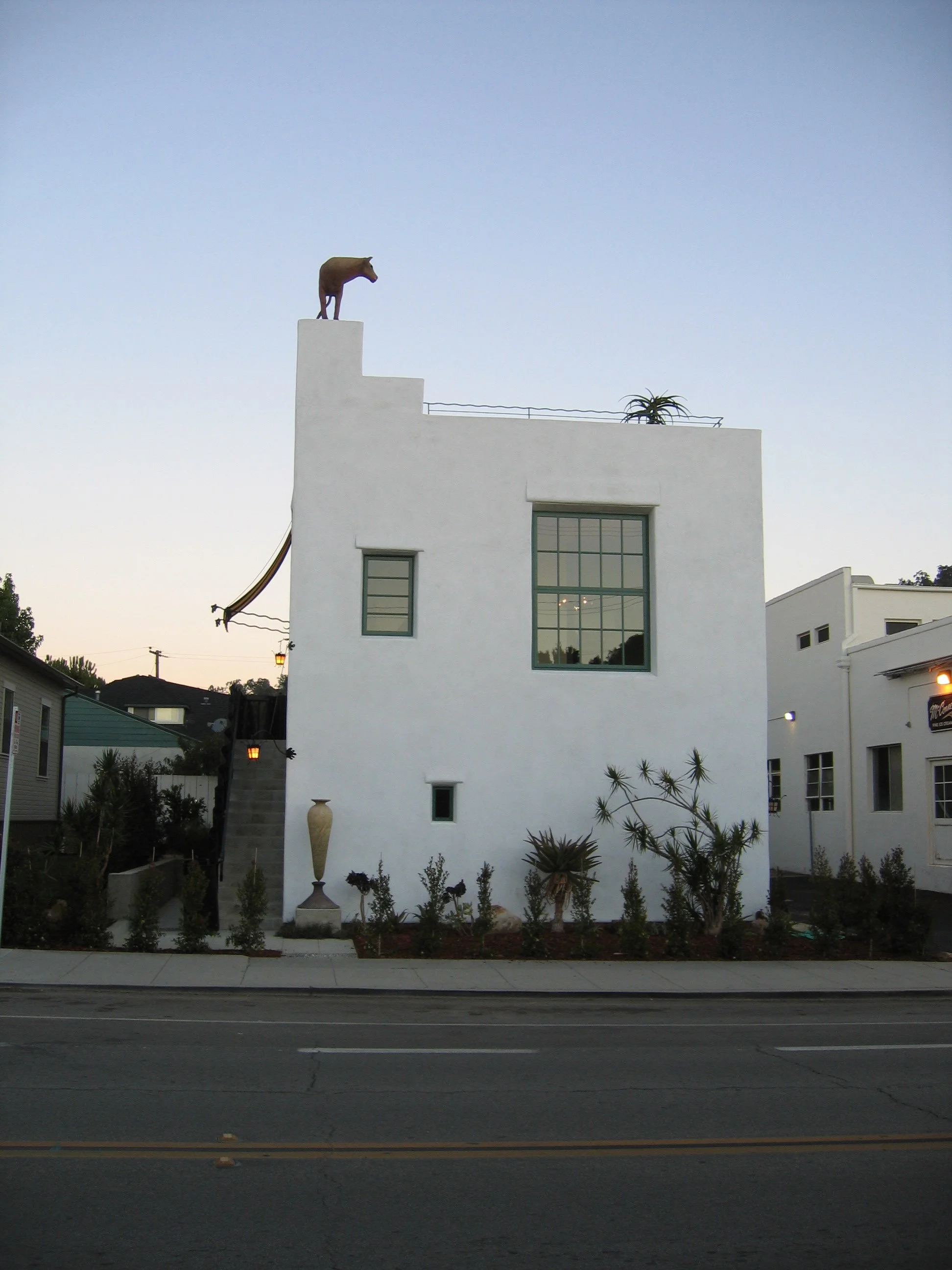 Small Cow House_Exterior1007.jpg