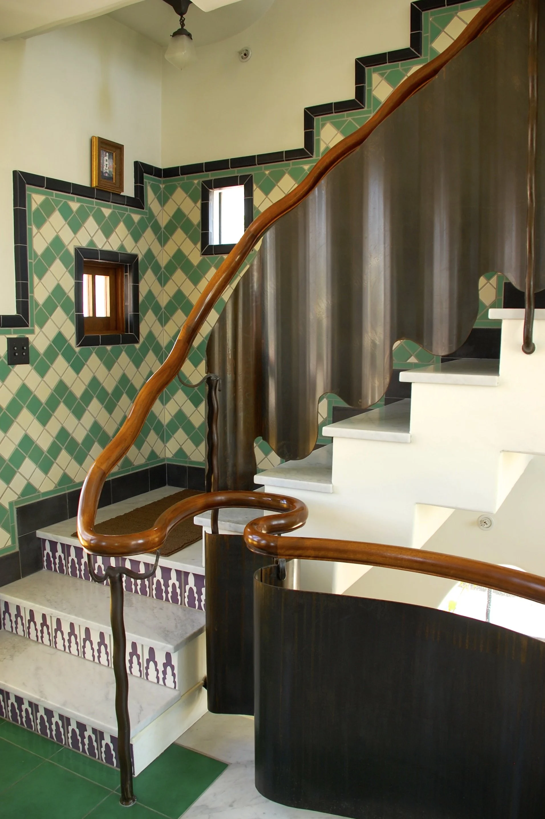 Lounge Stair 7.jpg
