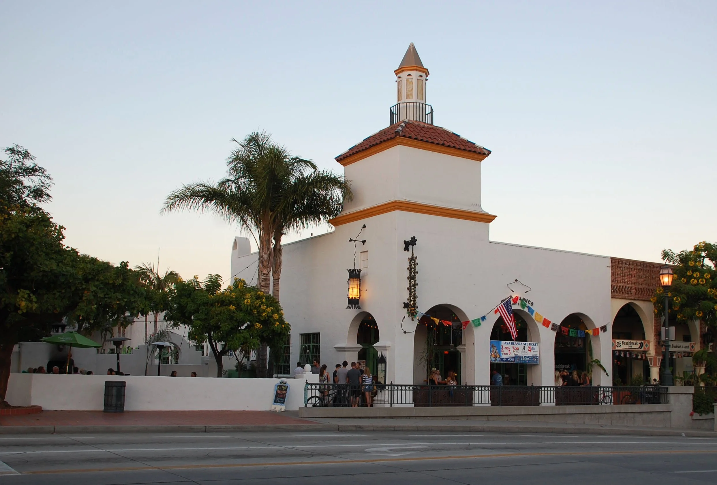 Casa Blanca Restaurant_Exerior1001 (1).jpg