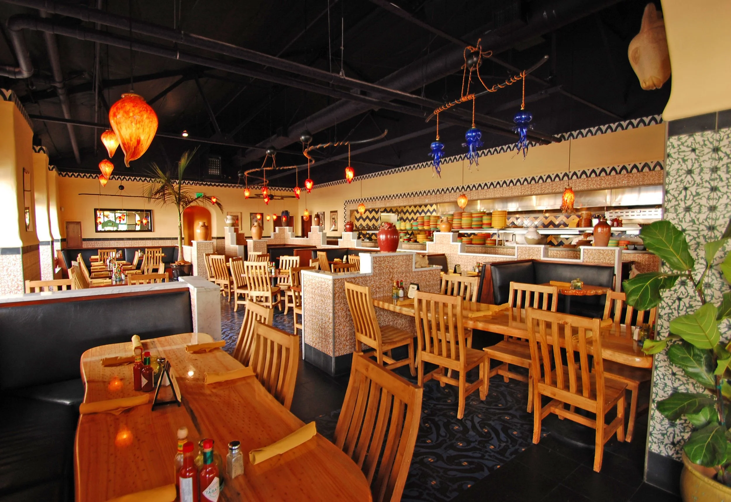 Casa Blanca Restaurant_Interior1123.jpg