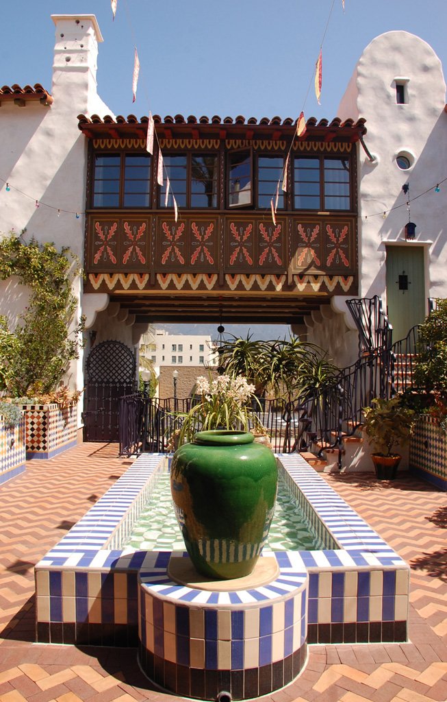 El Andaluz_Exterior1010.jpg