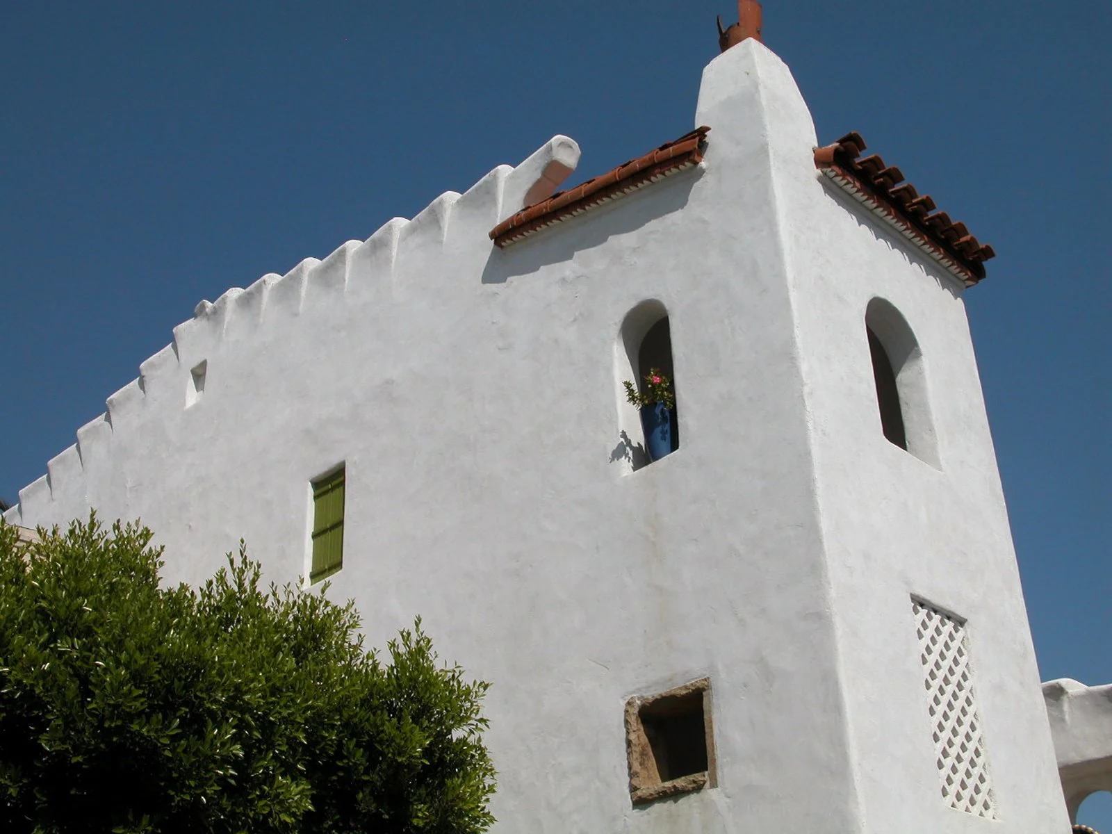 Zannon_Exterior1029.JPG