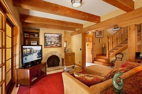 Sola Street Bungalow_Interior1100.jpg