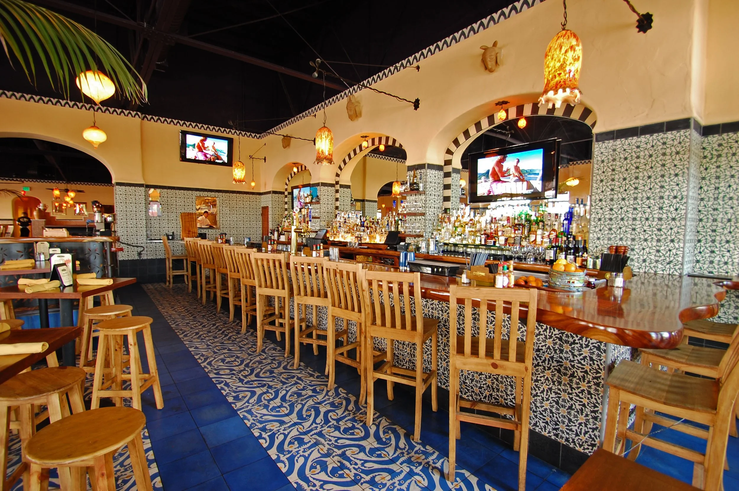Casa Blanca Restaurant_Interior1113.jpg