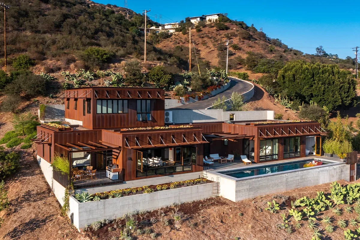 mountain-house-gallery-1.webp