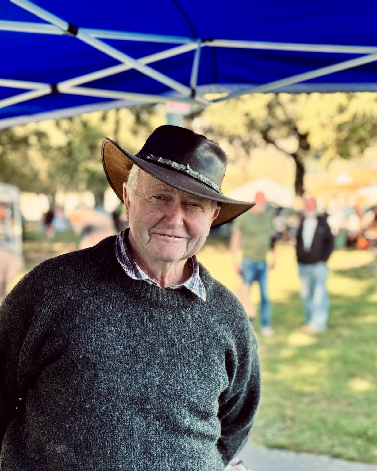 Met Lex.

It took three separate visits to get him in a photo, but he's a hard case so the yarns were worth it.

Lex grows flowers and produce from seed and sells them at the Waimate Community Market . He&rsquo;s also a wood turner, with fantastic wo