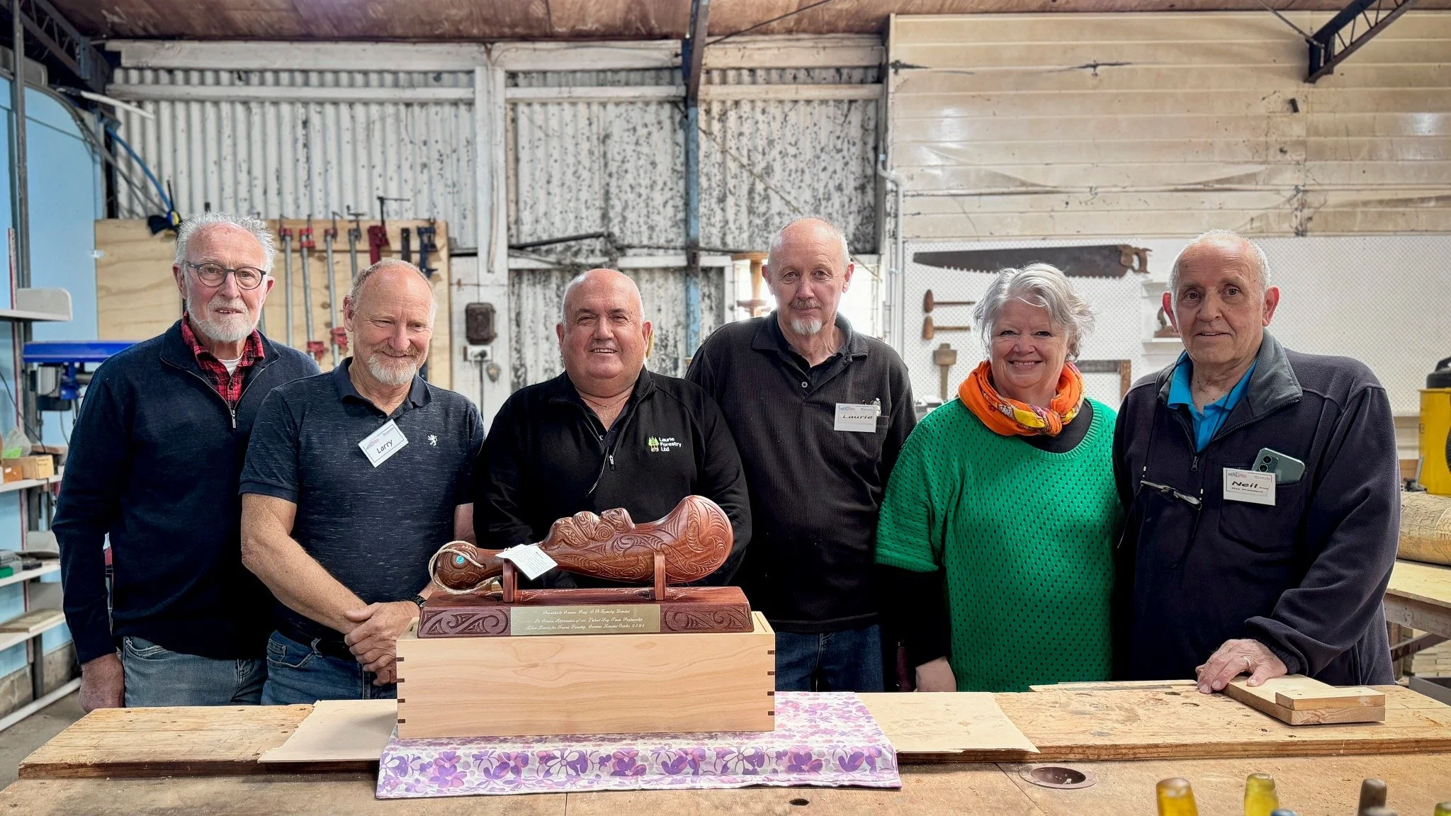 WAIMATE MENZSHED CREATION HEADING TO INDIA 

A collaboration between Waimate businessman Allan Laurie, of Laurie Forestry, and the talented team at Waimate Menzshed has seen a special gift prepared for its journey to India.

Allan is visiting an Indi