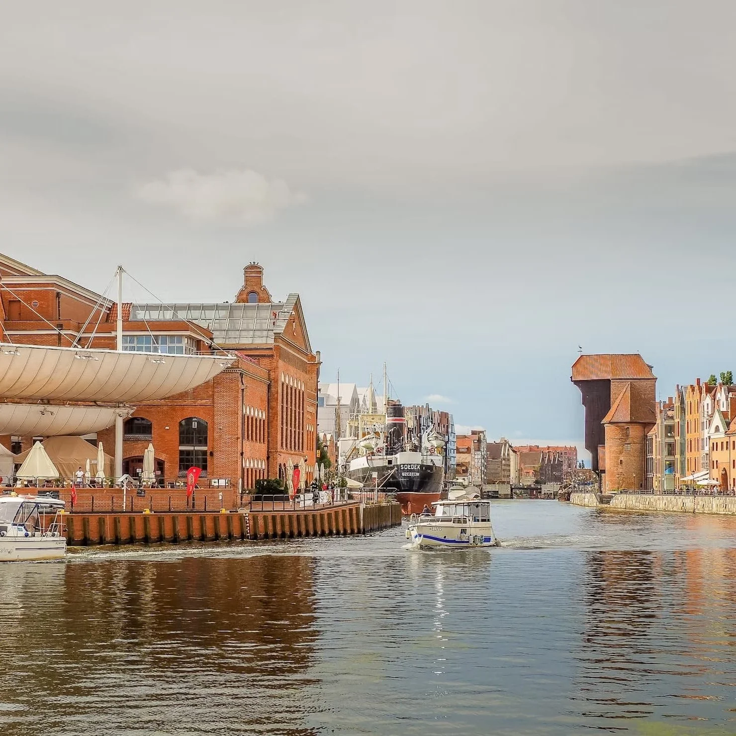 The Nowa Motława in Gdańsk, Poland, with a view of the Crane on the right.