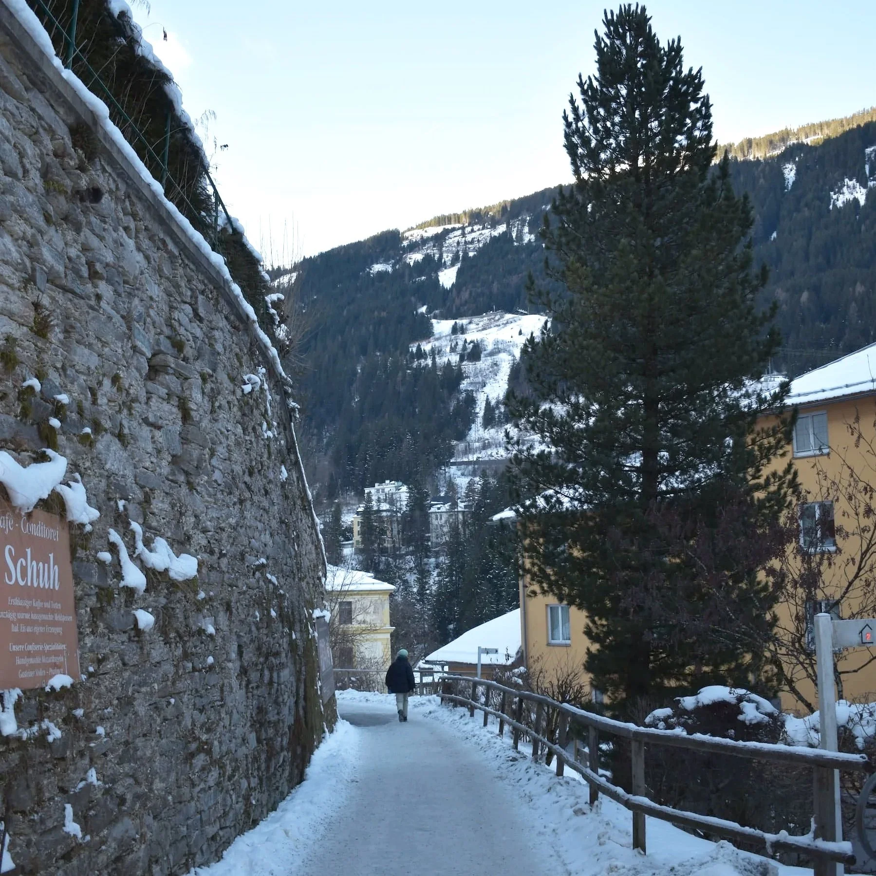 Strolling the Kaiser Wilhelm Promenade in winter is great for taking in architectural gems and winter scenery.