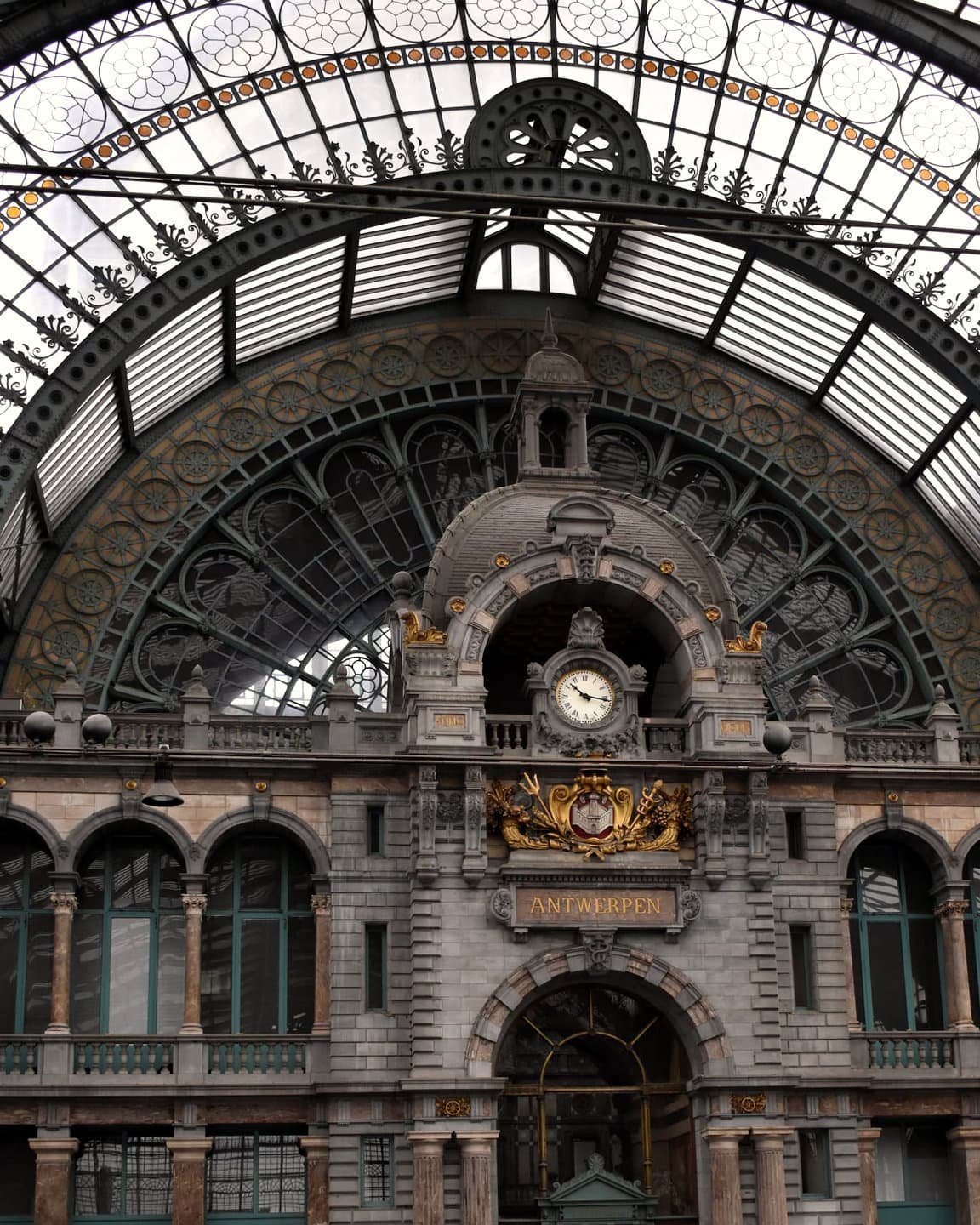 1. Antwerp Centraal Interior.jpg