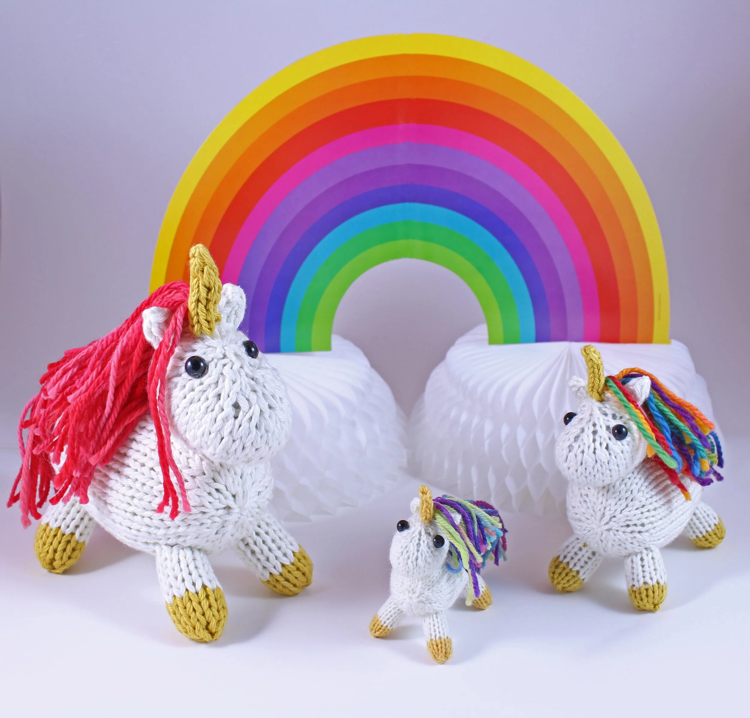 3UnicornsOnRainbow.jpeg